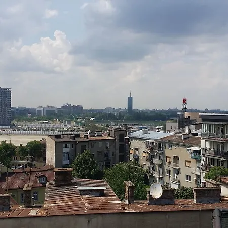 Centre Penthouse Apartment